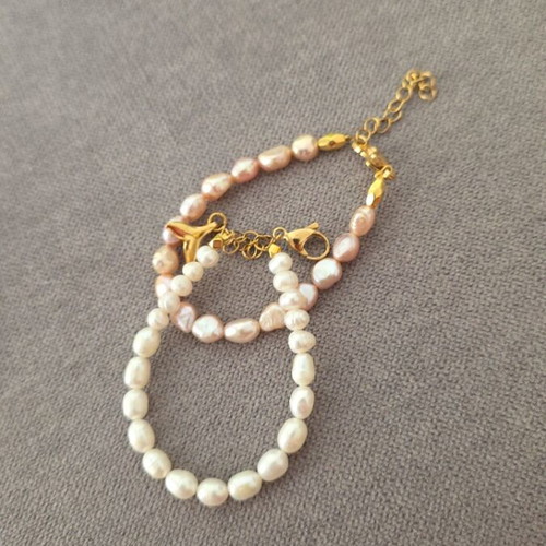 Goupi bracelets new, white and pink pearls set