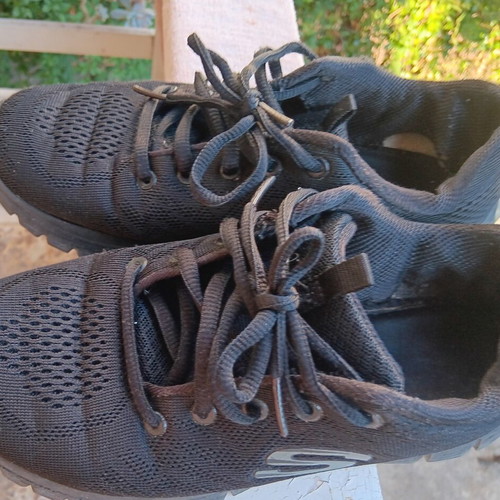Skechers athletic shoes size 36 used, black