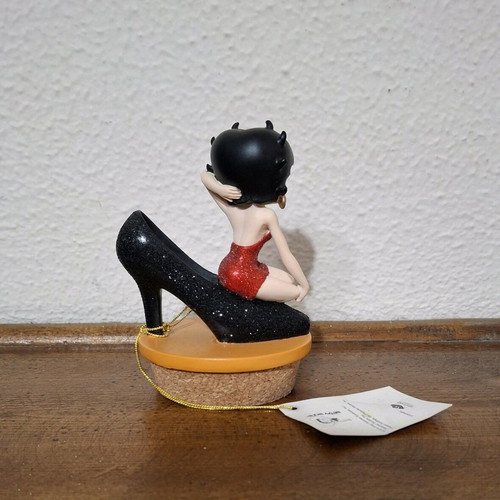 Betty Boop figure with high heel 2004 new