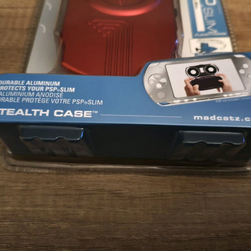 Stealth Case Aluminum Case for Psp Slim new, red