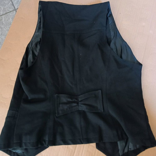 Women's trf vest black like new, size L