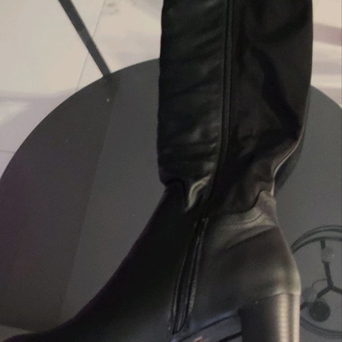 LolaBlue boots new size 41 black with thick heel