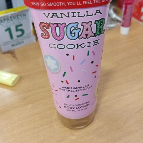 Body cream 236ml vanilla cookies with vitamin E and aloe vera new