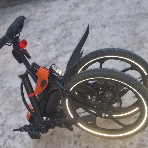 Blaupunkt Fiene 500 Folding Electric Bike with Orange Helmet like new