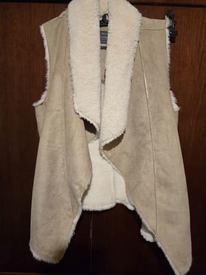 Bershka Vest S like new, white and beige