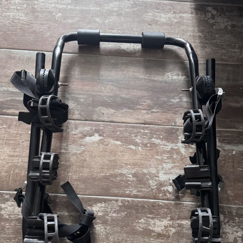 Car rack for 3 bicycles used, trunk door mount