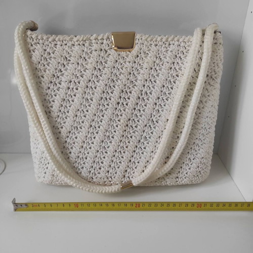 Vintage shoulder bag, white