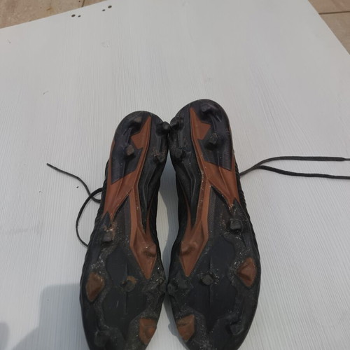 Adidas football shoes used, size 43.5-44, black and orange