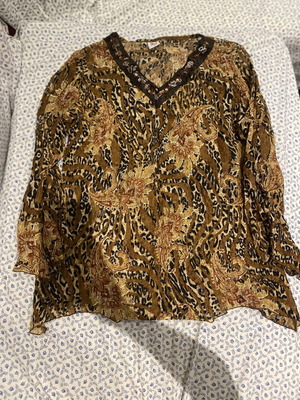Tunic Dina like new, XL size, brown and yellow leopard print