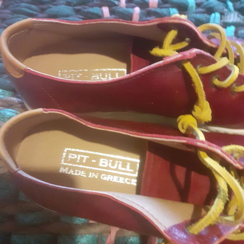 Pitbull leather sneakers like new, size 40, red
