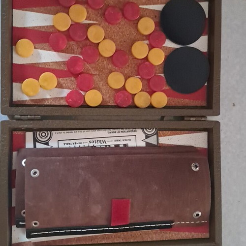 Backgammon like new, height 24 cm, width 17.5 cm