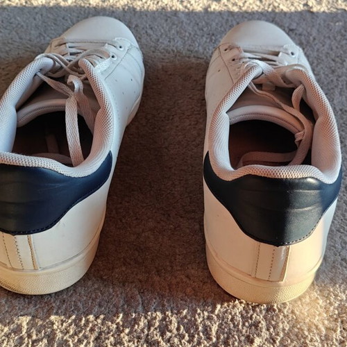 Men's white sneakers used, size 43