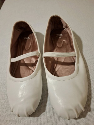 Zara ballerinas white new size 37