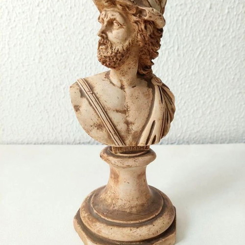 Decorative Pericles Bust statue with patina like new