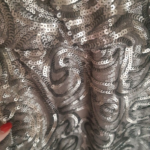Mango dress size M like new, gold sequin