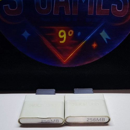 2 Xbox 360 memory cards 256MB each