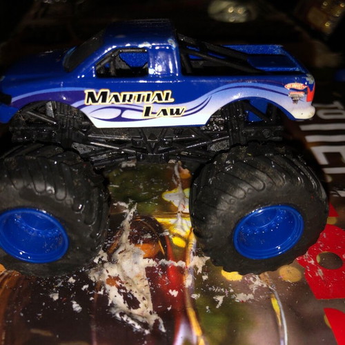 Monster truck like new