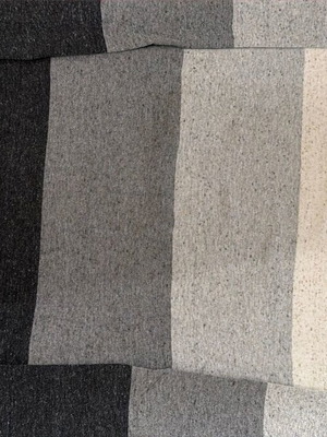 Diesel knitted sweater in size L like new, black and white