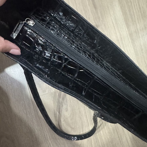 Handbag used, black with multiple inner pockets