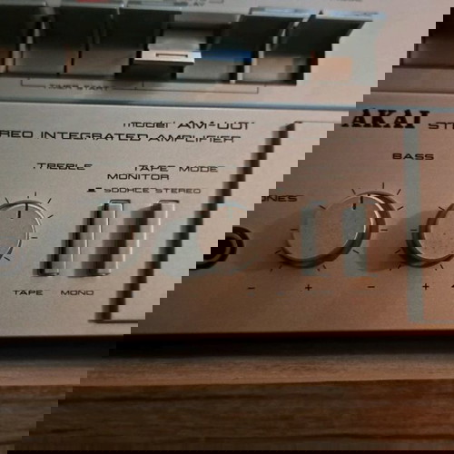 Akai AM-U01 ολοκληρωμένος ενισχυτής σαν καινούργιο