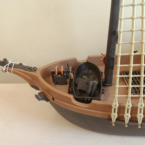 Playmobil vintage pirate ship toy