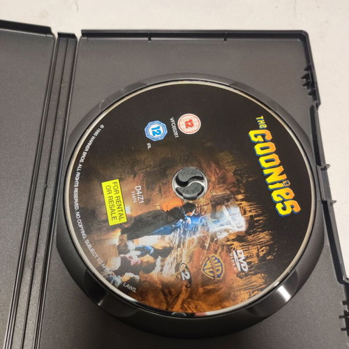 The Goonies DVD like new, adventure with subtitles