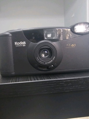 Kodak VR35 K40 used 35mm point-and-shoot camera fully functional