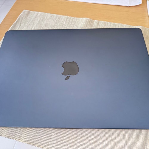 Apple MacBook Air 15" M2 laptop, 8GB RAM, 256GB SSD