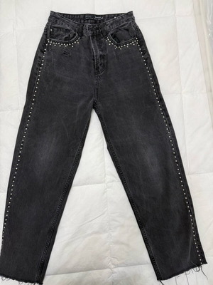 Black jeans with silver details Stradivarius like new, size XS
