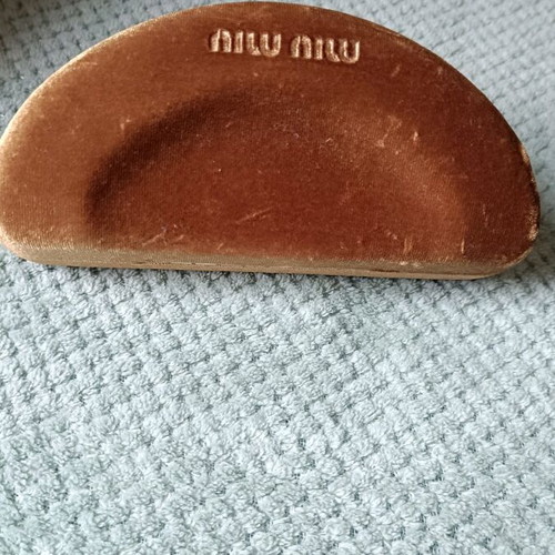 Miu Miu authentic glasses case used,… - € 10,00 - Vendora.cy display picture 3
