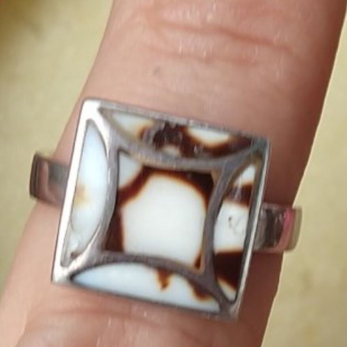 Massive silver ring like new with moss agate 925 hallmark Zhiten class