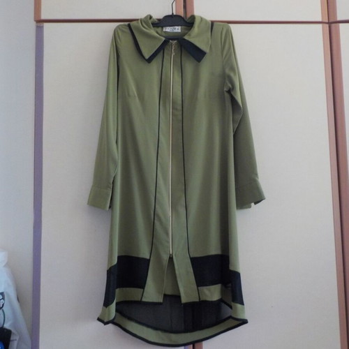 Green dress used with zipper and black transparency