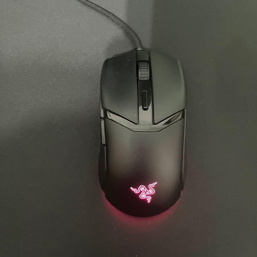 Razer Cobra gaming mouse like new, up to 8500 DPI, RGB Chroma