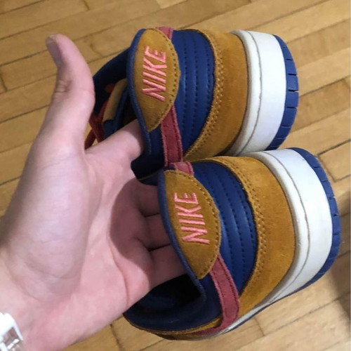 Nike SB Dunk Low Reverse Papa Bear like new, size 40.5
