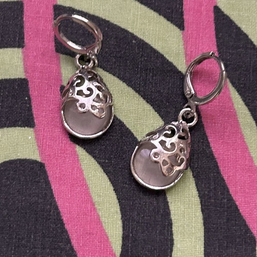 Set of 7 pairs of colorful dangling earrings new