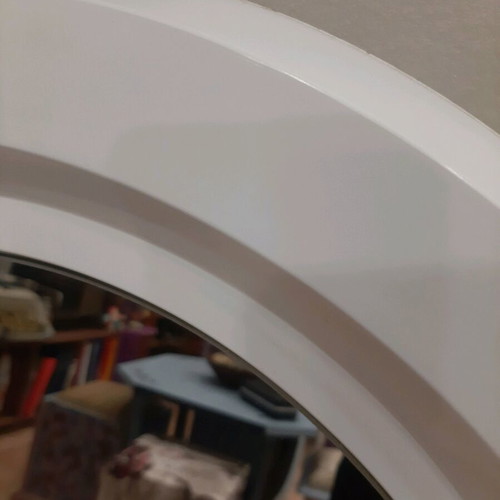 Round mirror like new, 54 cm diameter, plastic frame