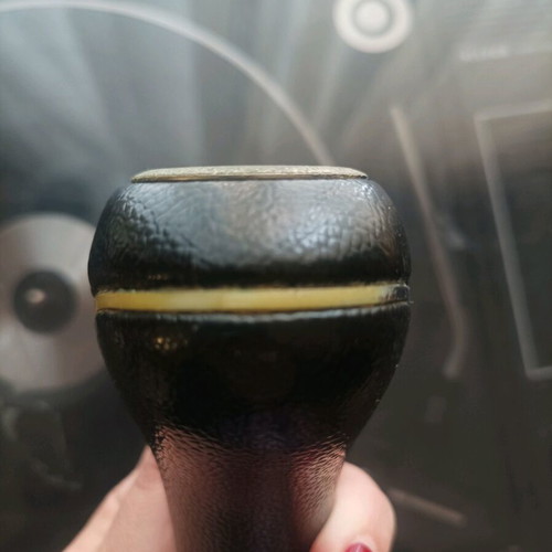 Gear shift knob used with Start/Stop switch, black