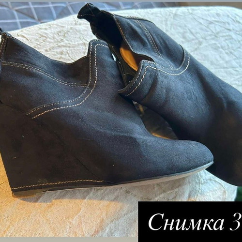 Bershka women's black suede platform boots size 35