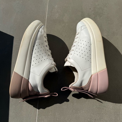 Red Valentino RED(V) sneakers like new, white with pink details size 41