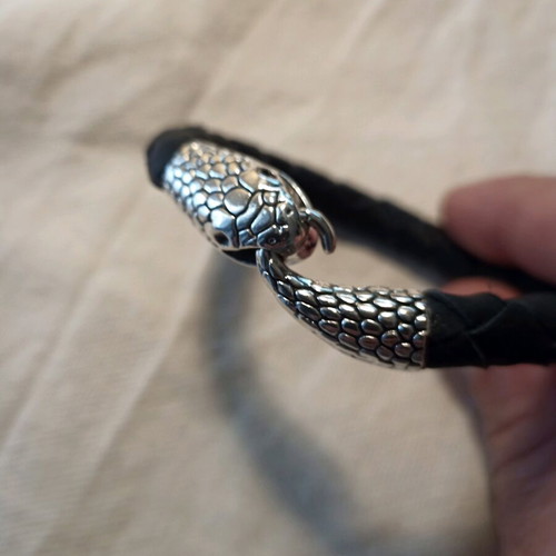 Leather snake bracelet new, black, clasp 18-19 cm