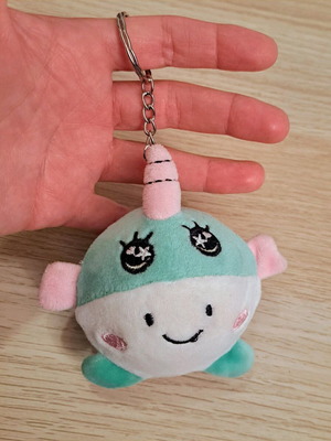 Squishy plush unicorn keychain 7cm like new