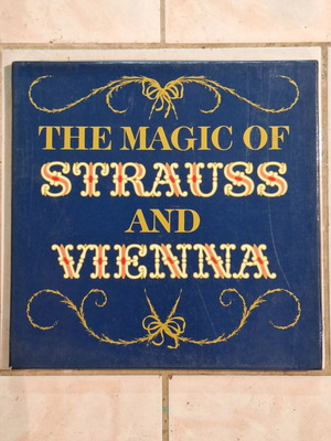 The Magic Of Strauss And Vienna vinyl records like new, 4 discs, classical music