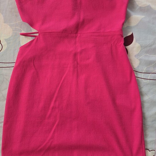 Zara fuchsia pink dress with side design, like new, size XS