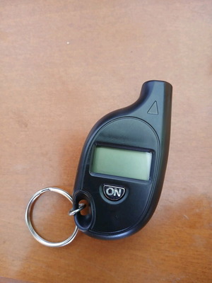 Digital tire pressure gauge new, keychain size