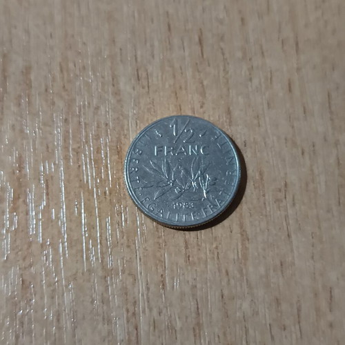 Collectible 1/2 Franc France coin 1983 used, nickel