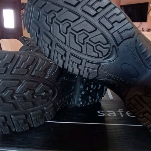 Grisport boots new, size 45, black