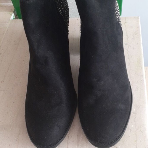 Catwalk leather women's ankle boots size 39 like new, black