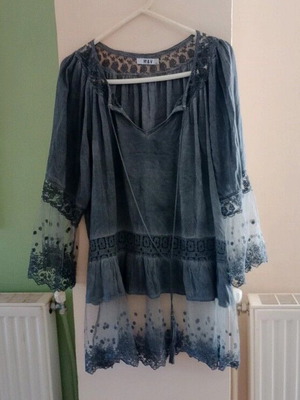 Blouse gray with lace like new, size L / 40 / 12
