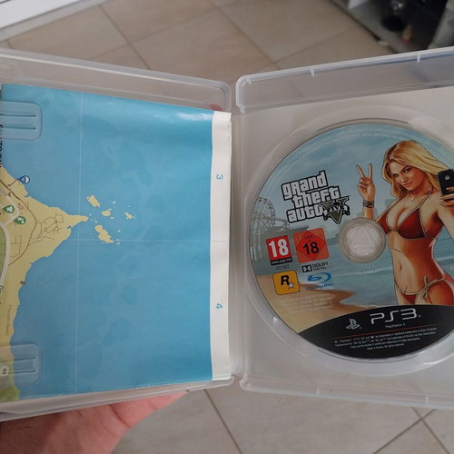 GTA 5 PS3 game used, very good condition