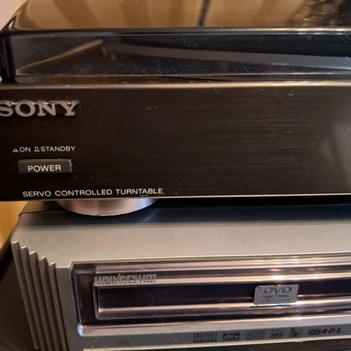 Universum DVD-DR 1030 home cinema 5.1 amplifier and Sony PS-A790 turntable used